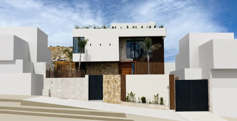 Villa de luxe à Tanger avec piscine privée et vue panoramique sur Malabata — Villa Ghandouri.